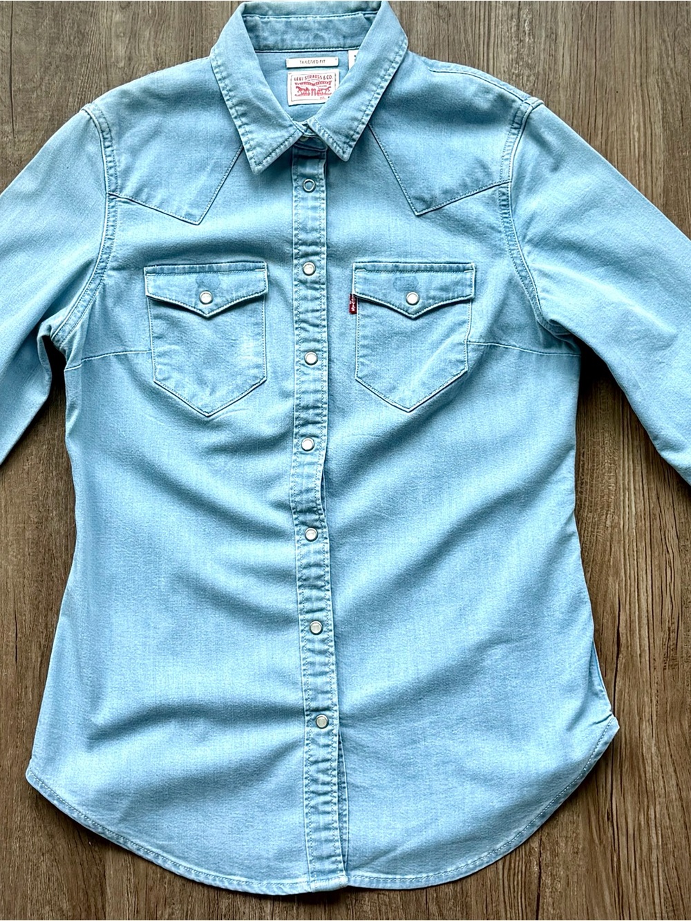 Levi’s Tailored Fit Western Pearl Snap Denim Shirt XS Light Wash